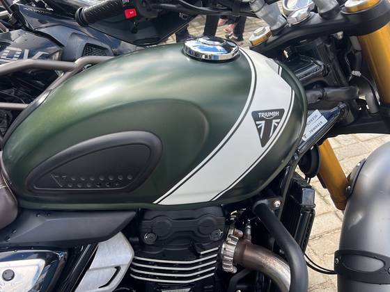 TRIUMPH SCRAMBLER 400 X TRIUMPH SCRAMBLER 400 X